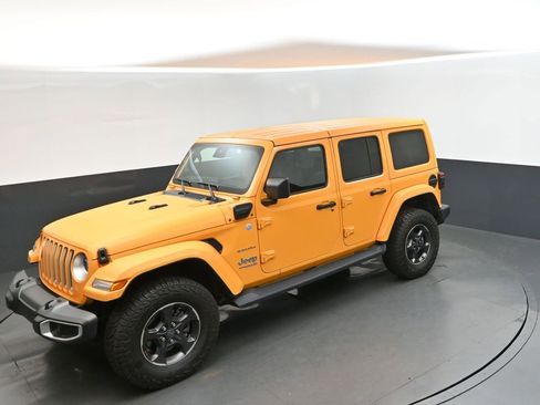 Used 2021 Jeep Wrangler Unlimited Sahara w/ Cold Weather Group image 34