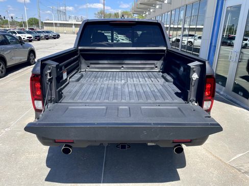 Certified 2023 Honda Ridgeline RTL image 8