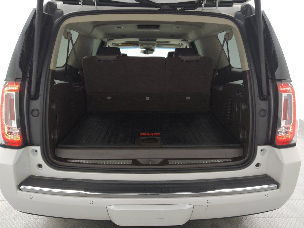 Used 2017 GMC Yukon XL Denali w/ Open Road Package AWD/4WD image 29