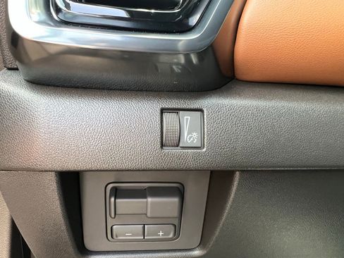 Used 2026 GMC Canyon AT4 AWD/4WD image 36