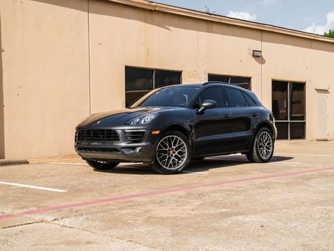 Used 2018 Porsche Macan image 18