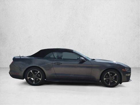 Used 2018 Ford Mustang Convertible w/ Equipment Group 101A RWD image 4