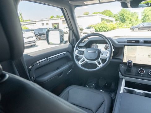 Certified 2026 Land Rover Defender 130 X-Dynamic SE AWD/4WD image 19