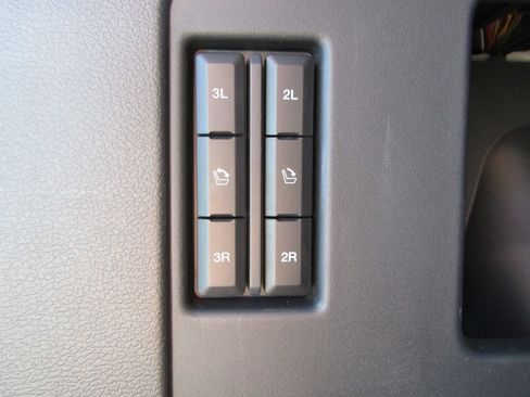 Certified 2023 Ford Expedition Limited image 16