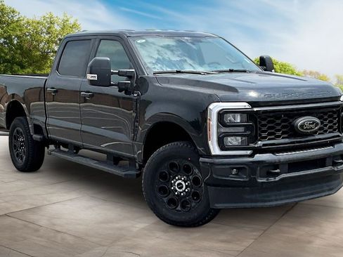 New 2026 Ford F350 XLT w/ XLT Premium Package AWD/4WD image 2