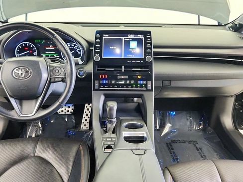 Used 2019 Toyota Avalon Touring w/ Advanced Safety Package FWD image 18