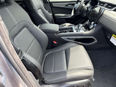 Used 2025 Jaguar F-PACE R-Dynamic S image 10