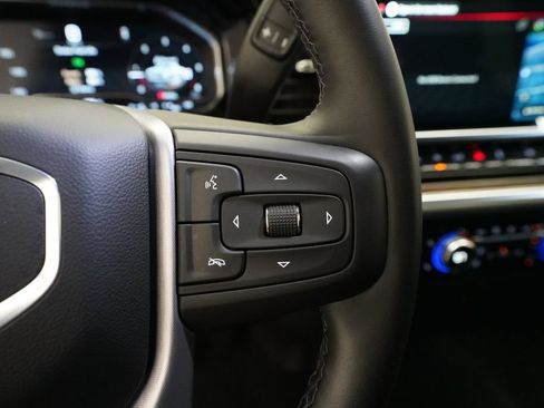 Used 2025 GMC Sierra 1500 Elevation AWD/4WD image 17
