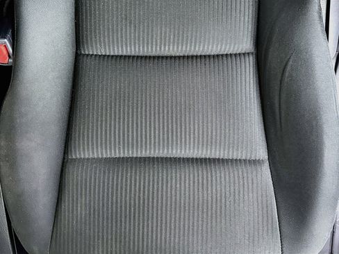 Certified 2017 Toyota RAV4 LE w/ Carpet Mat Package AWD/4WD image 18