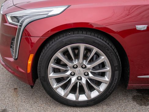 Used 2019 Cadillac CT6 Luxury w/ Driver Awareness Package image 9