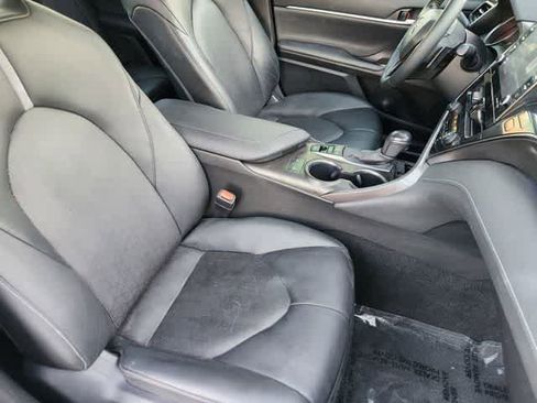 Used 2023 Toyota Camry XSE image 14