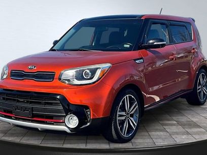 Used 2018 Kia Soul ! w/ Tech Package