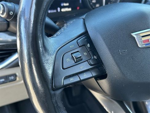 Used 2019 Cadillac XT4 Premium Luxury image 21