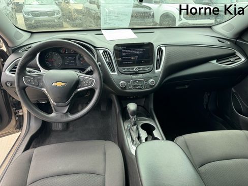 Used 2023 Chevrolet Malibu LS FWD image 14