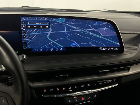 Used 2025 Cadillac XT4 Premium Luxury w/ Cold Weather Package image 18