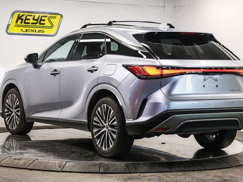 Used 2025 Lexus RX 350 Premium Plus FWD image 2