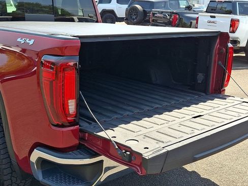 Certified 2020 GMC Sierra 1500 SLT w/ SLT Premium Package AWD/4WD image 31