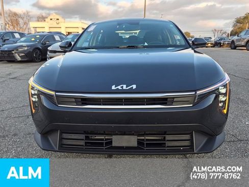 Used 2025 Kia K4 LXS image 18