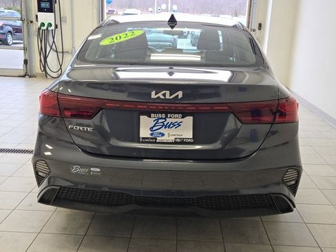 Used 2022 Kia Forte LXS w/ LXS Technology Package image 10