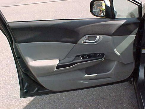 Used 2012 Honda Civic EX image 17