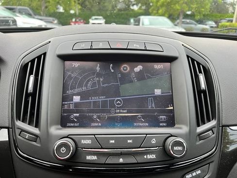 Used 2016 Buick Regal Premium w/ Driver Confidence Package #1 FWD image 10