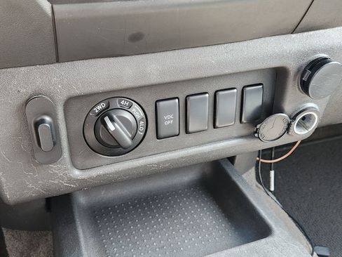 Used 2010 Nissan Xterra X AWD/4WD image 20