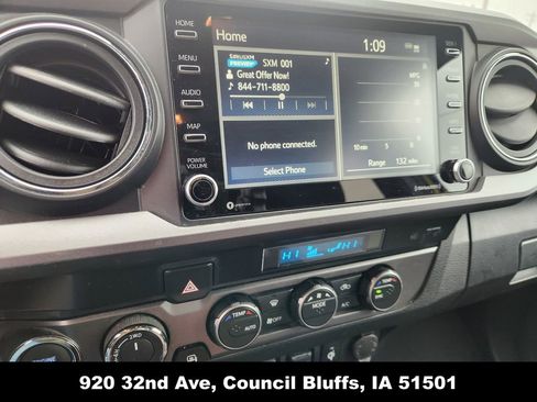 Used 2023 Toyota Tacoma TRD Off-Road image 25