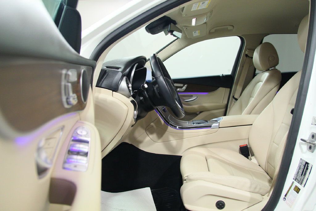 Certified 2022 Mercedes-Benz GLC 300 4MATIC image 5