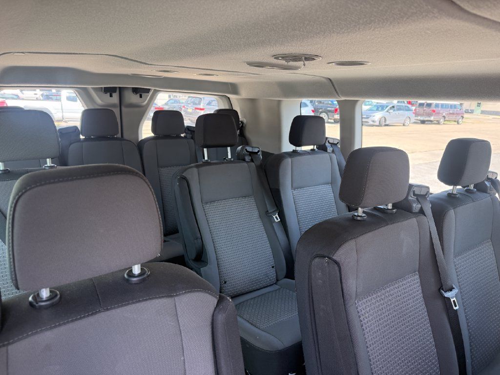 Used 2024 Ford Transit 350 XLT RWD image 9