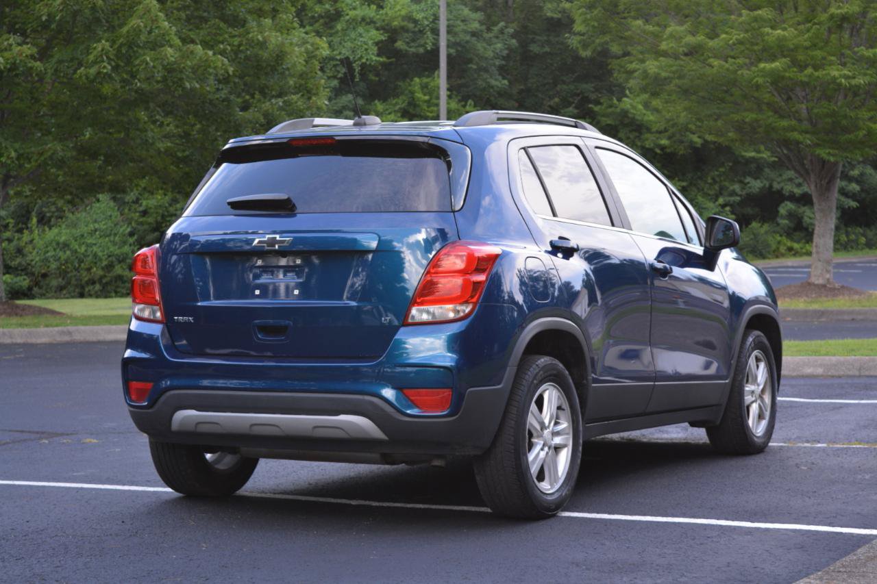 Used 2020 Chevrolet Trax LT FWD image 5