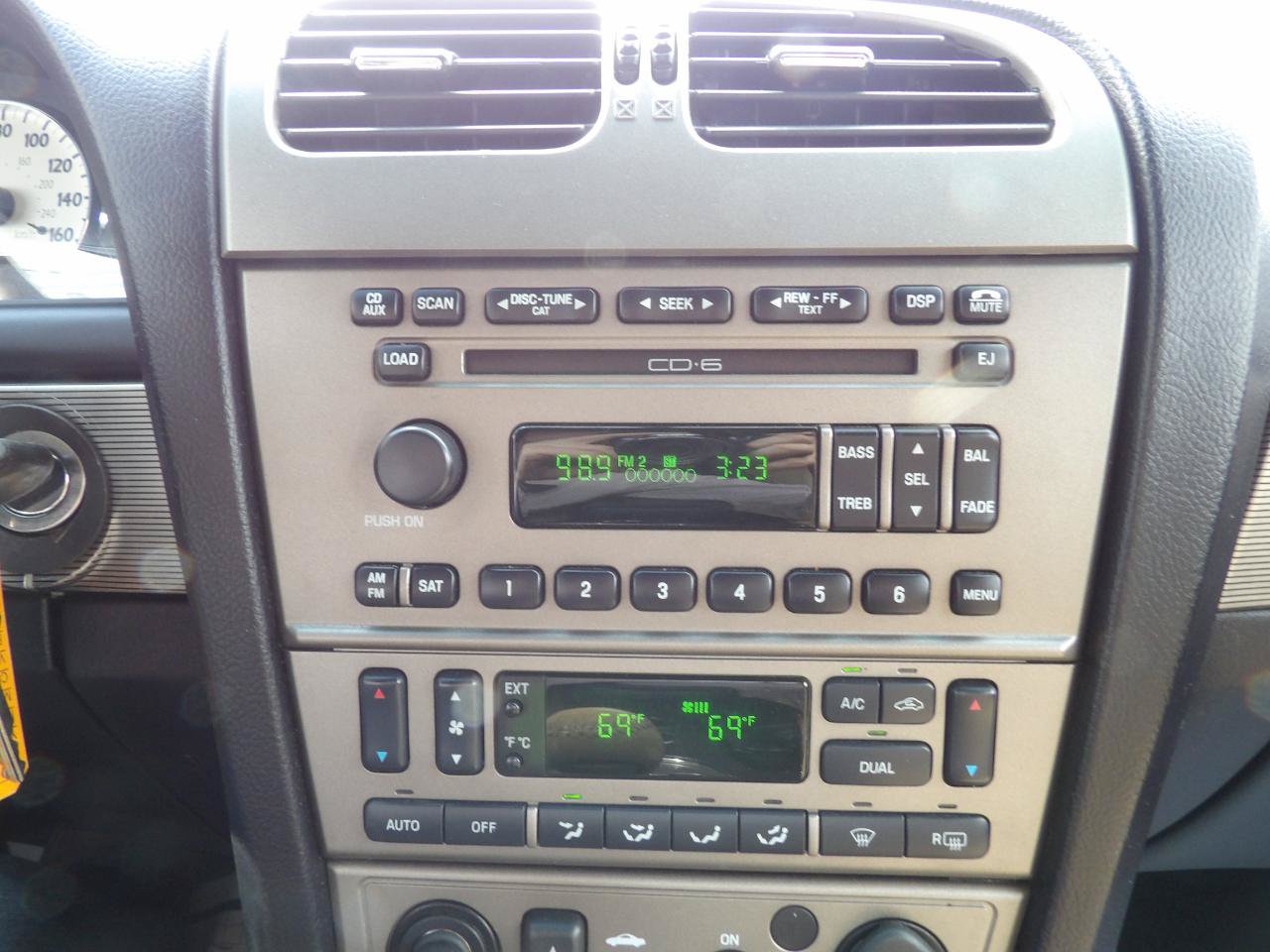 Used 2004 Ford Thunderbird RWD image 13