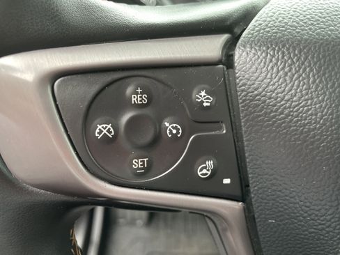 Certified 2023 GMC Terrain AT4 image 34