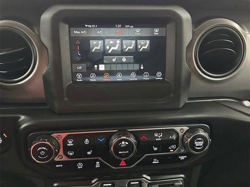 Used 2022 Jeep Wrangler Unlimited Willys image 23