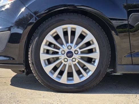 Used 2017 Ford C-MAX Energi SE w/ Equipment Group 401A image 11