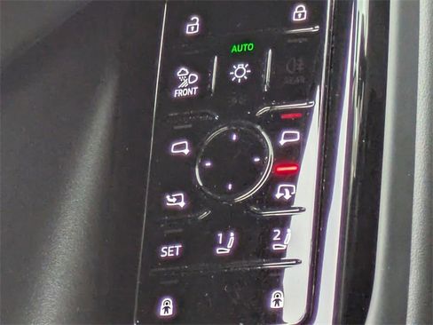 Used 2025 Audi Q6 e-tron Premium Plus w/ Premium Plus image 25