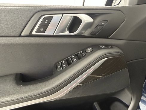 Used 2022 BMW X5 xDrive40i w/ Premium Package image 24
