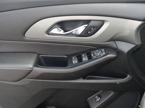 Certified 2023 Chevrolet Traverse LT image 29