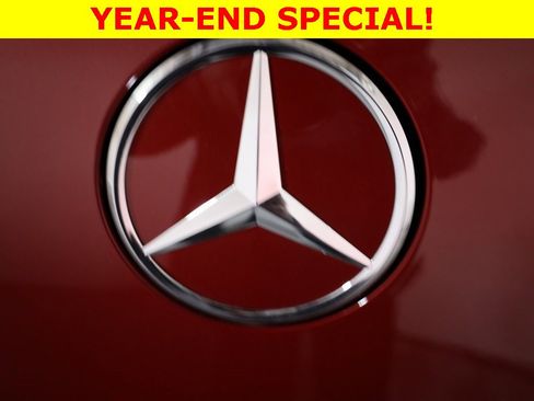 Used 2025 Mercedes-Benz GLC 300 4MATIC image 49