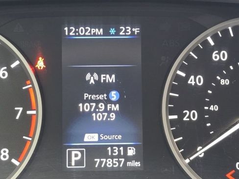 Used 2021 Nissan Sentra S w/ Trunk Package image 25