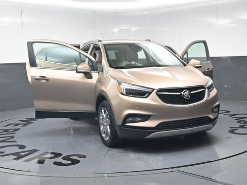 Used 2019 Buick Encore Essence w/ Experience Buick Package image 24