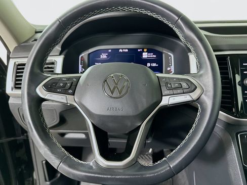 Used 2023 Volkswagen Atlas SE FWD image 18