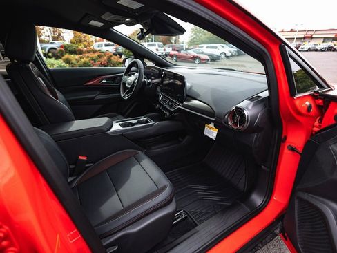 New 2026 Chevrolet Equinox EV RS image 18