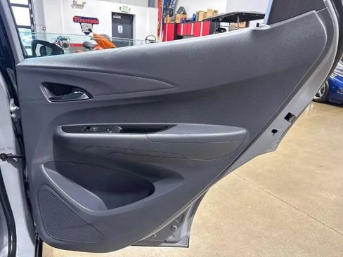 Used 2020 Chevrolet Bolt Premier w/ Infotainment Package FWD image 20