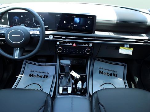 New 2025 Hyundai Santa Cruz Limited image 12