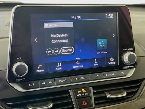 Used 2023 Nissan Altima 2.5 SV image 14