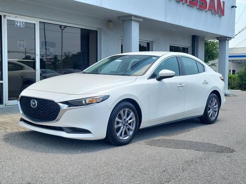 Used 2021 MAZDA MAZDA3 s FWD image 12