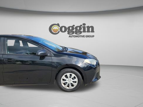 Used 2016 Toyota Corolla L FWD image 29