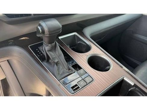 Used 2021 Toyota Sienna LE FWD image 5