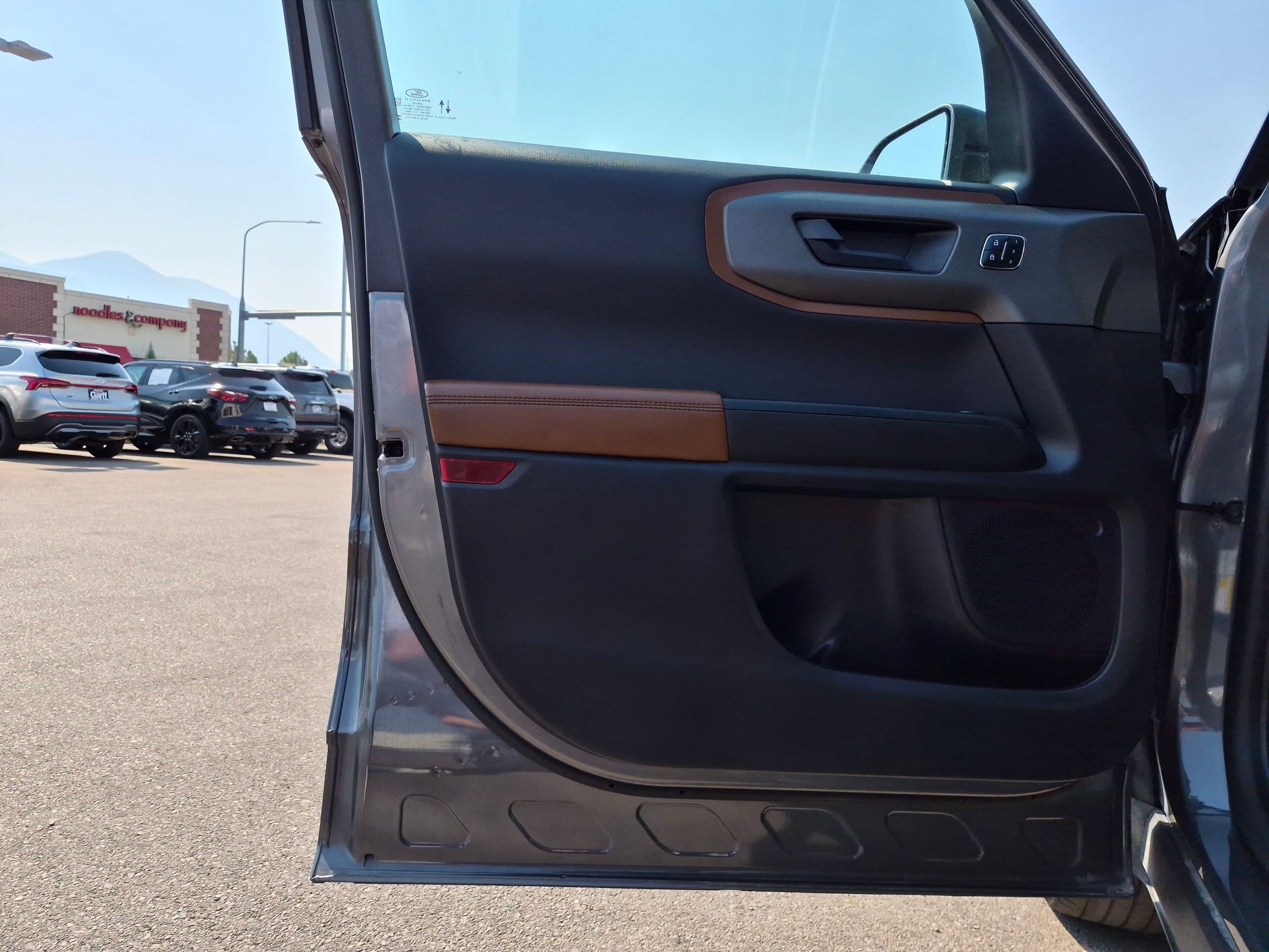 Used 2025 Ford Bronco Sport Outer Banks AWD/4WD image 15