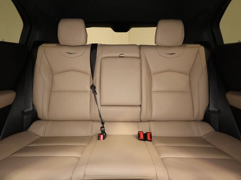 Certified 2025 Cadillac XT4 Premium Luxury image 30